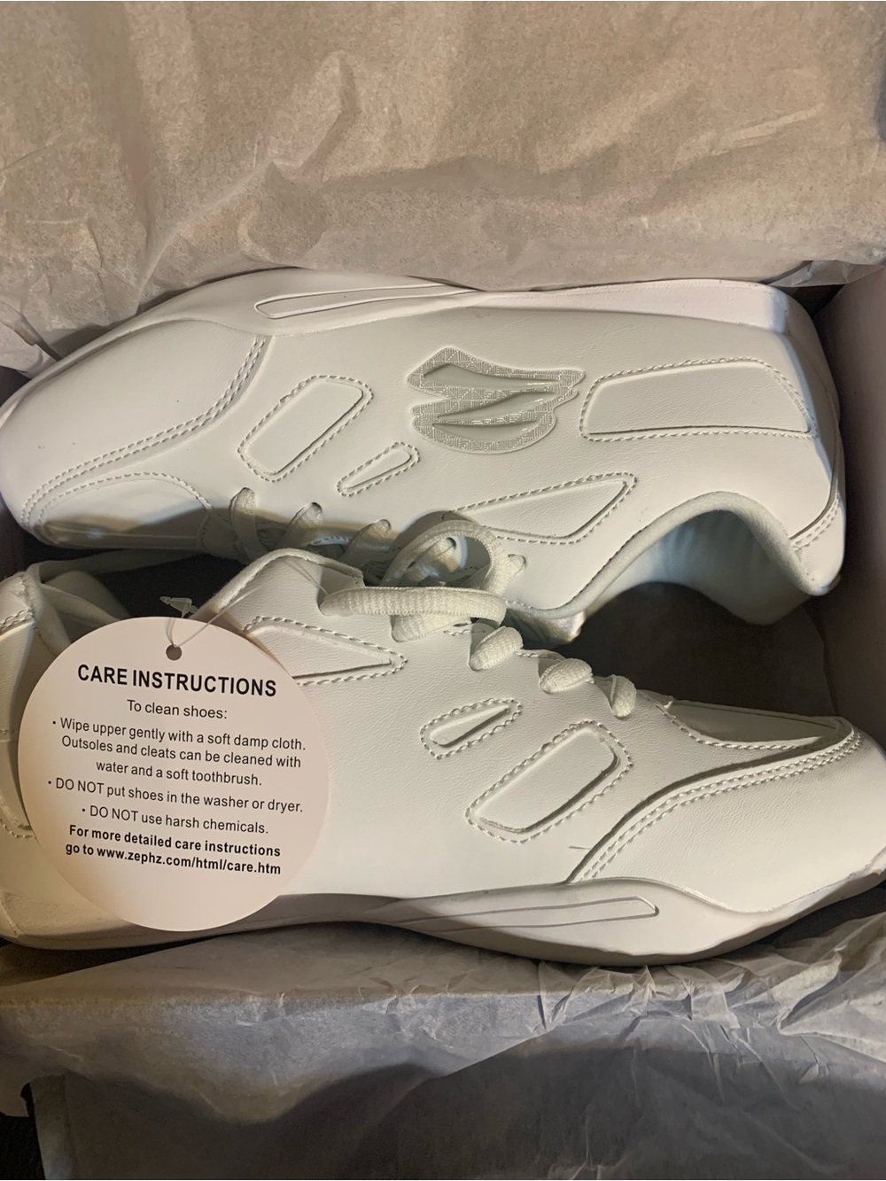 Zenith Zephz White Cheerleading Brand new in Box Size 5.5